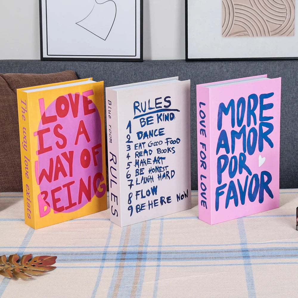 Faux livres déco fond blanc e-commerce déco maison
