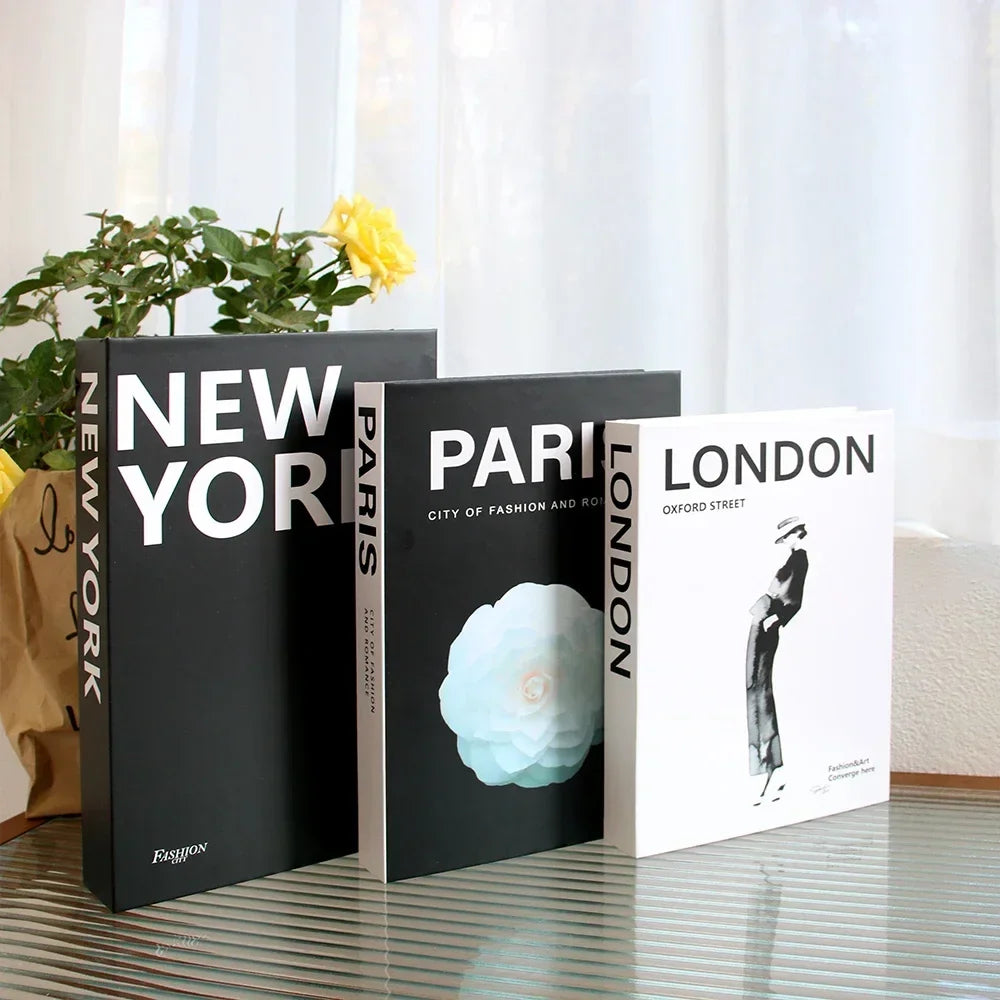 Livres décoratifs couleurs chaudes déco salon tendance